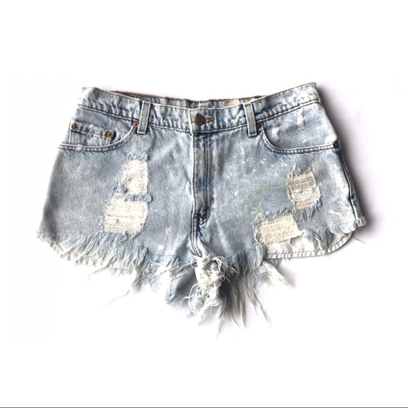 Levi's Pants - Vintage Levi's 555 distressed festival shorts, 28